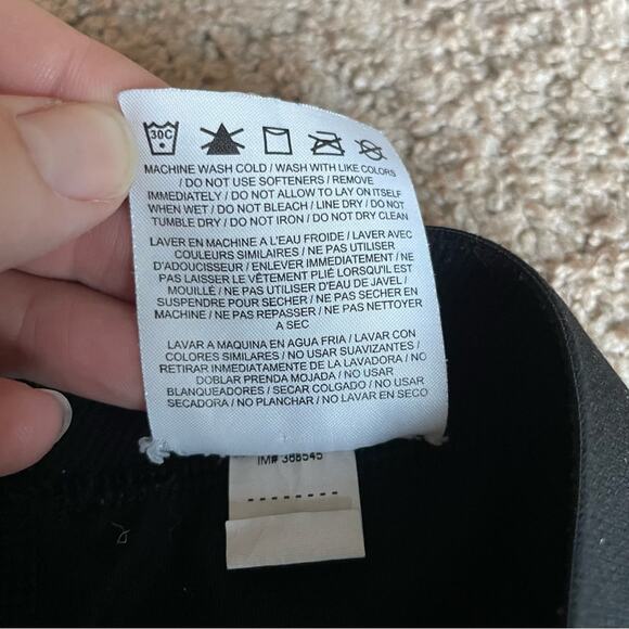 Nike Women's Linear Rain Dri-Fit Nike Pro Capri Leggings Size M - Picture 6 of 10